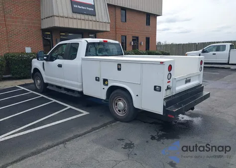 2017 Ford F-250 Xl из США, поврежденный, VIN 1FD7X2A61HED72871